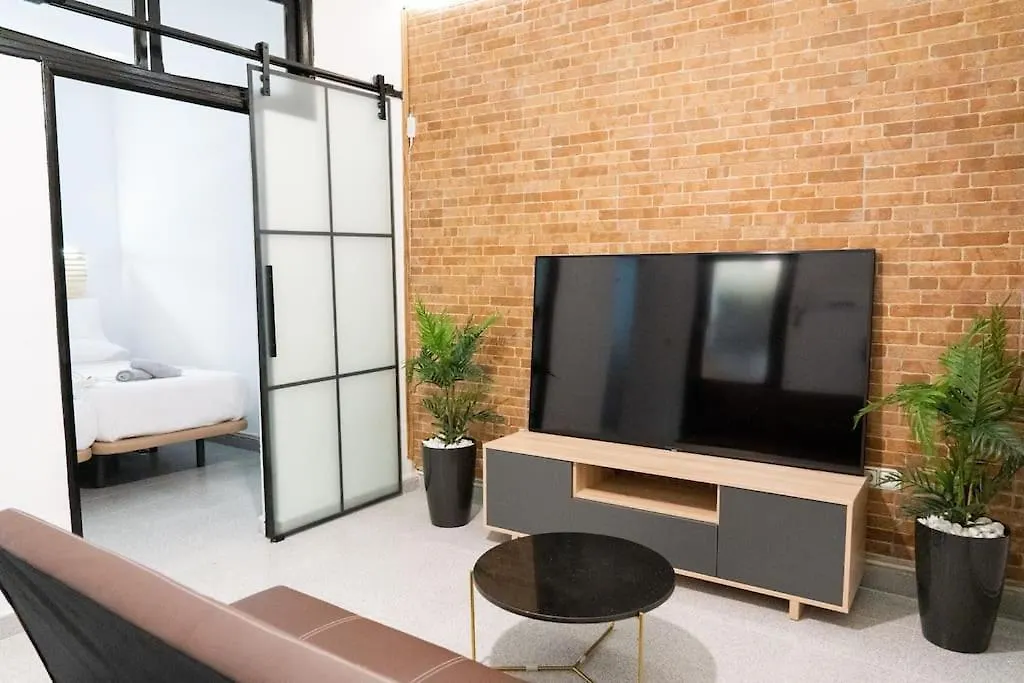Moderno Piso Toledo Apartment